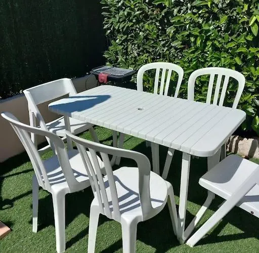 Apartament Chez Marie Villeneuve-Loubet